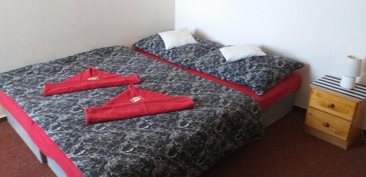 Penzion Nicol Znojmo Esterno foto